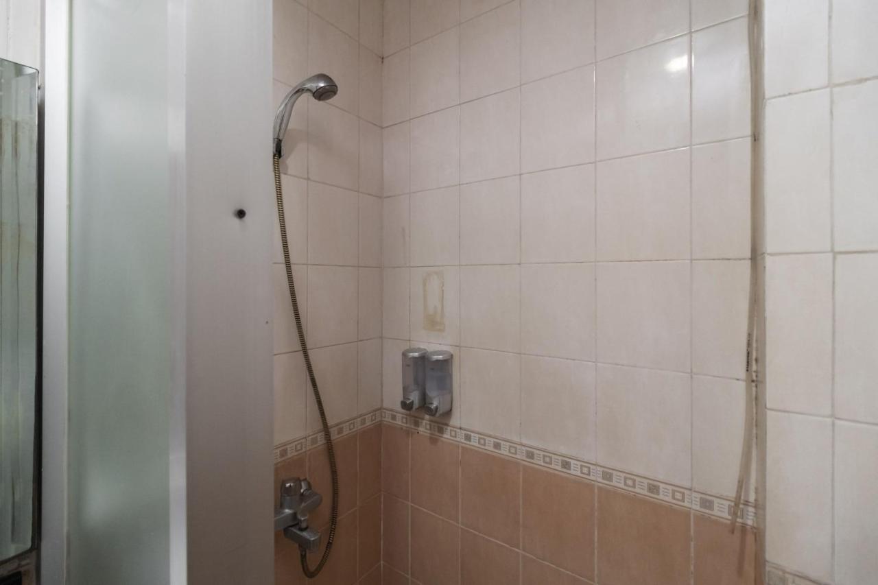 Hotel Reddoorz At Jalan Gunung Sahari Dżakarta Zewnętrze zdjęcie