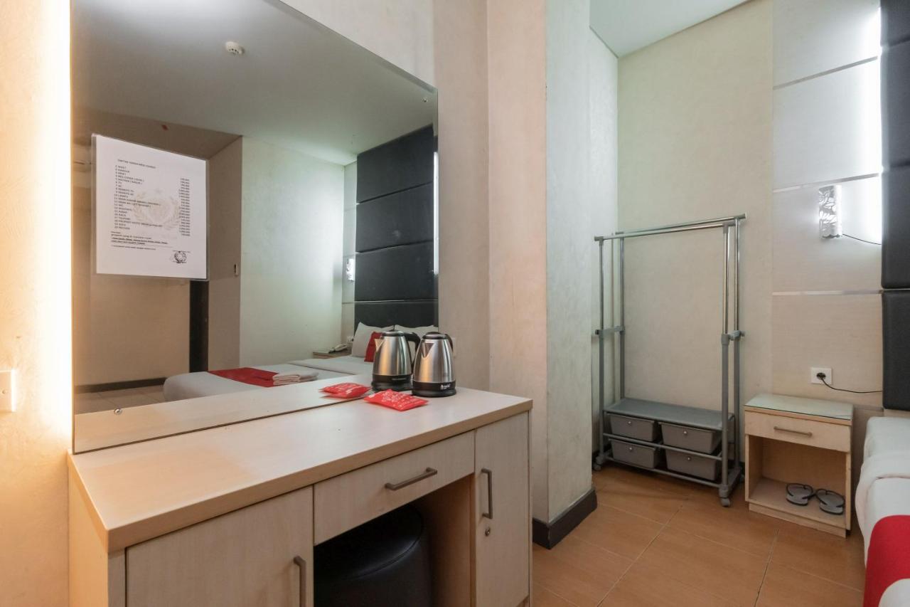 Hotel Reddoorz At Jalan Gunung Sahari Dżakarta Zewnętrze zdjęcie