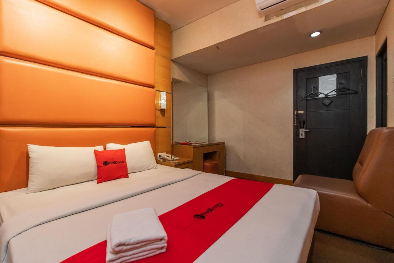 Hotel Reddoorz At Jalan Gunung Sahari Dżakarta Zewnętrze zdjęcie