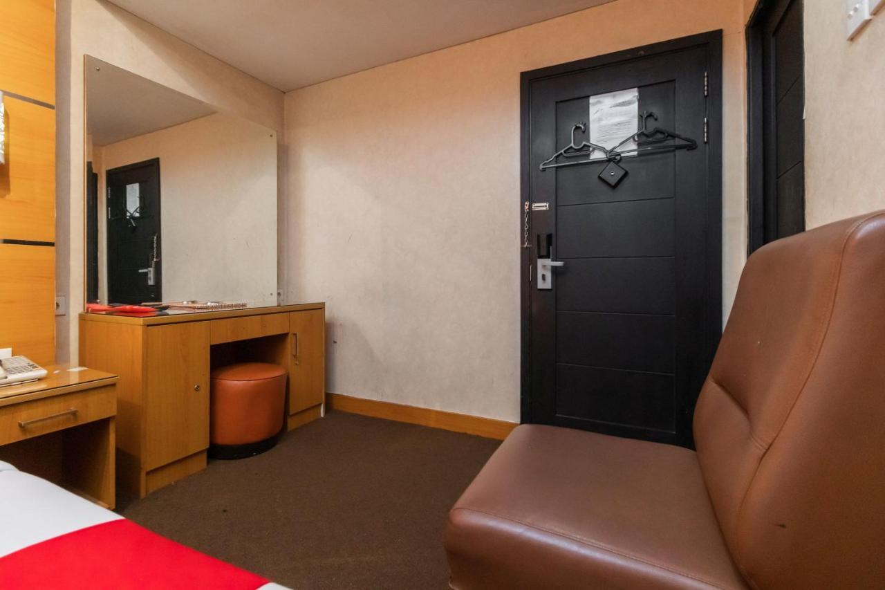 Hotel Reddoorz At Jalan Gunung Sahari Dżakarta Zewnętrze zdjęcie