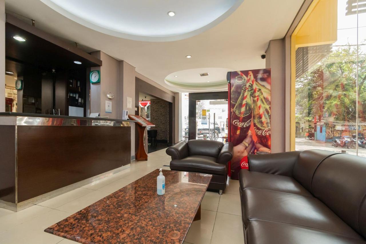 Hotel Reddoorz At Jalan Gunung Sahari Dżakarta Zewnętrze zdjęcie