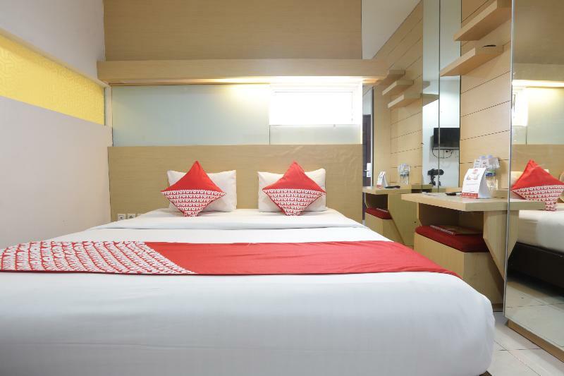 Hotel Reddoorz At Jalan Gunung Sahari Dżakarta Zewnętrze zdjęcie