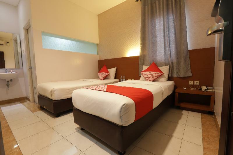 Hotel Reddoorz At Jalan Gunung Sahari Dżakarta Zewnętrze zdjęcie