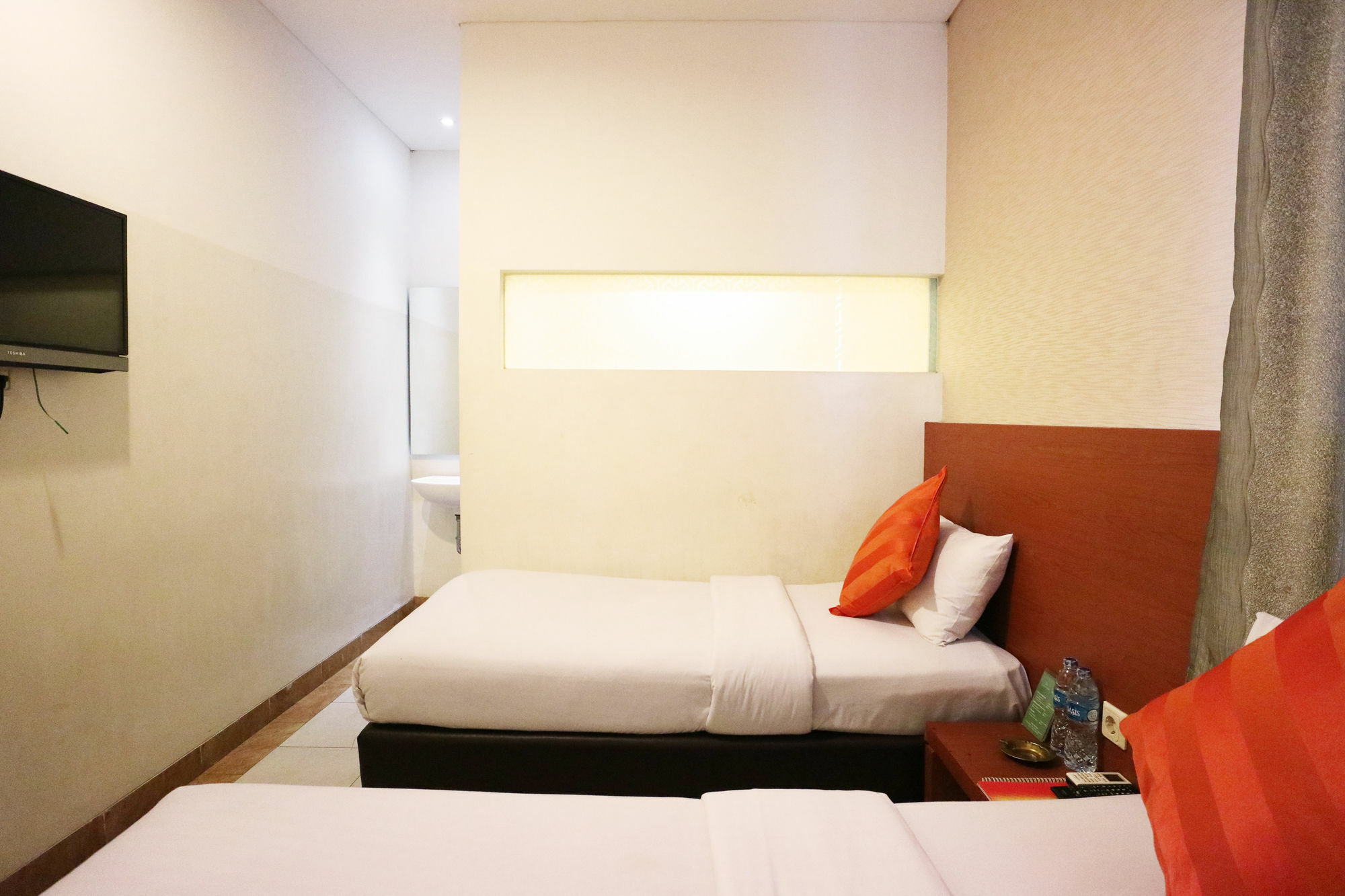 Hotel Reddoorz At Jalan Gunung Sahari Dżakarta Zewnętrze zdjęcie