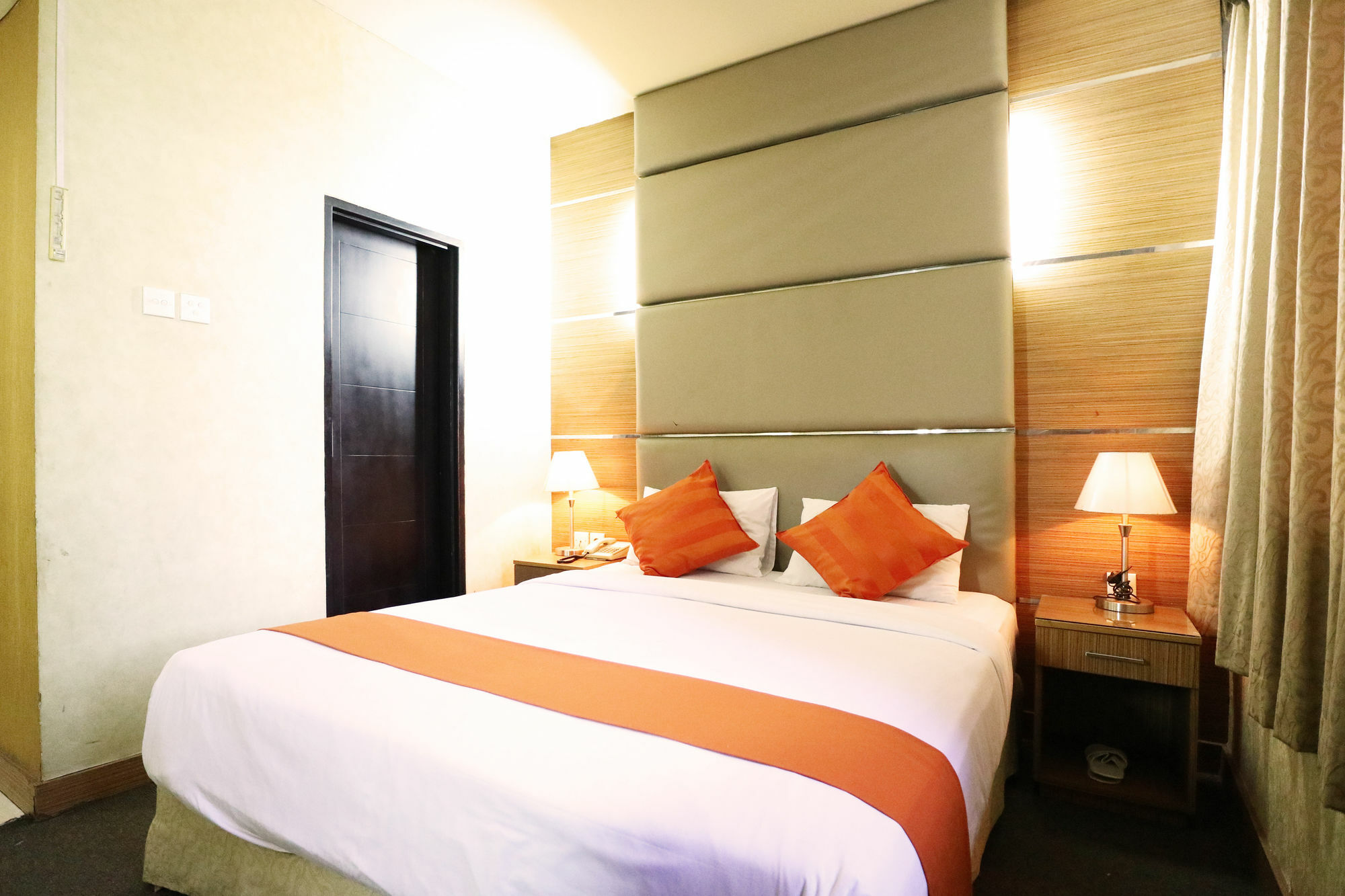 Hotel Reddoorz At Jalan Gunung Sahari Dżakarta Zewnętrze zdjęcie